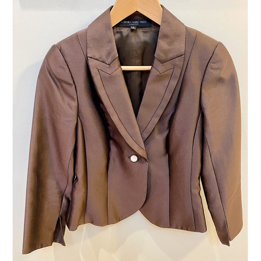 Carmen Marc Valvo Satin Fitted Crop Jacket